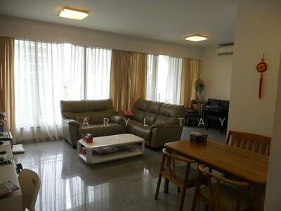 For Rent - Casa Merah