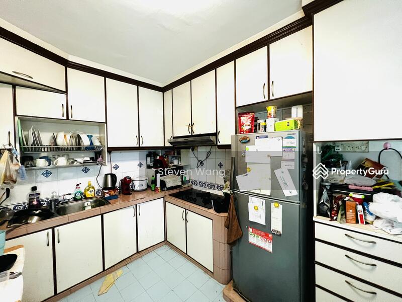 For Rent - Admiralty Drive