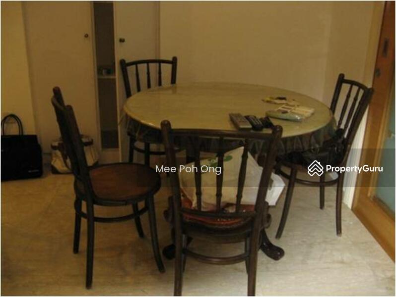 East Shine, 57 Lorong Melayu, 3 Bedrooms, 1,100 sqft, Apartment For Rent, by Ong Mee Poh, 9052814 - set of dining table n chairs - PropertyGuru.com.sg