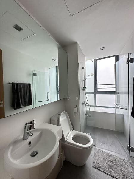 The Sixth Avenue Residences, 168 Sixth Avenue, Tanglin / Holland / Bukit Timah, 2 Bedrooms, 1,302 sqft, Condominium For Rent, by Yi Mei, 9170996 - Bathroom - PropertyGuru.com.sg