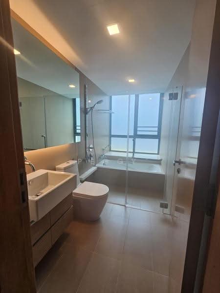 The Sixth Avenue Residences, 168 Sixth Avenue, Tanglin / Holland / Bukit Timah, 3 Bedrooms, 1,356 sqft, Condominium For Rent, by Peggy Ooi 黄明丽, 9345293 - Bathroom - PropertyGuru.com.sg