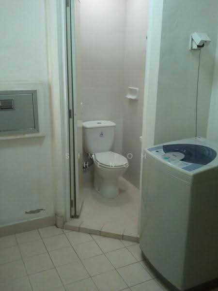 The Jade, 9 Bukit Batok Central Link, Dairy Farm / Bukit Panjang / Choa Chu Kang, 3 Bedrooms, 1,346 sqft, Condominium For Rent, by Sim Poh Heng, 9434692 - Toilet - PropertyGuru.com.sg