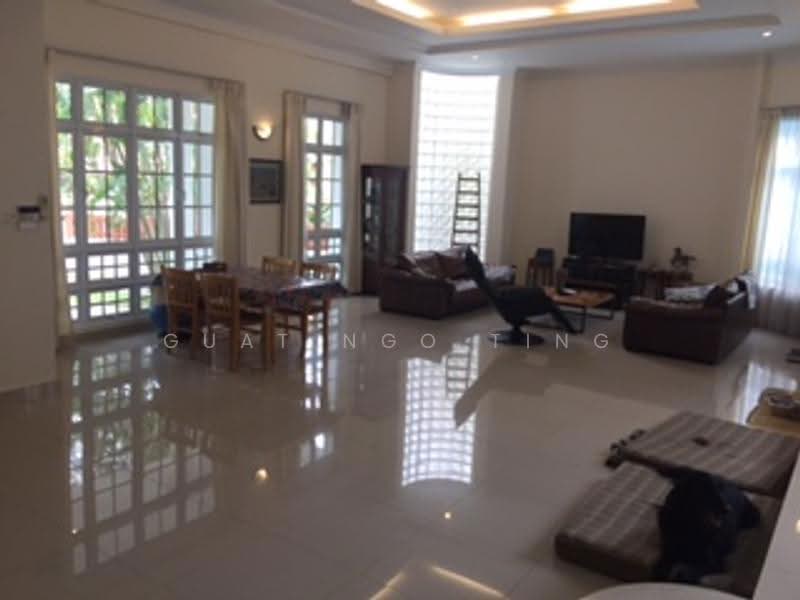 Pinewood Grove, Cedarwood Grove, Admiralty / Woodlands, 7 Bedrooms, 7,500 sqft, Bungalow House For Sale, by Elaine Ting, 9588936 - Living Room - PropertyGuru.com.sg