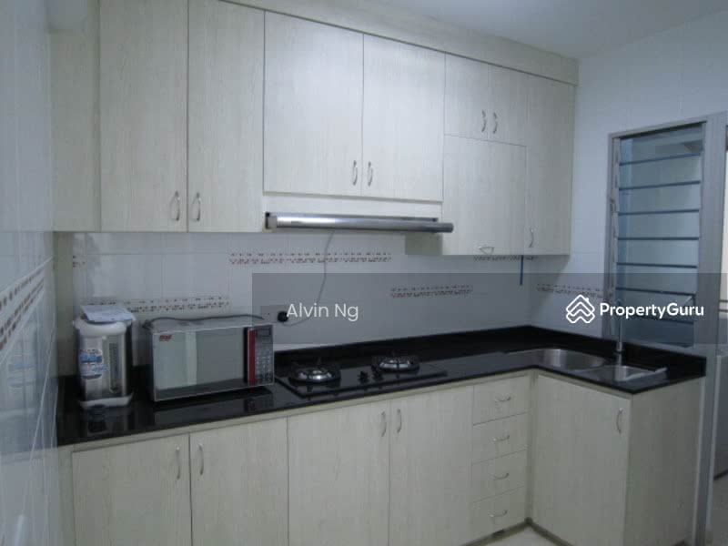 210C Compassvale Lane, Compassvale Lane, Hougang / Punggol / Sengkang, 2 Bedrooms, 678 sqft, HDB Flat For Rent, by Alvin Ng, 9599122 - KITCHEN - PropertyGuru.com.sg