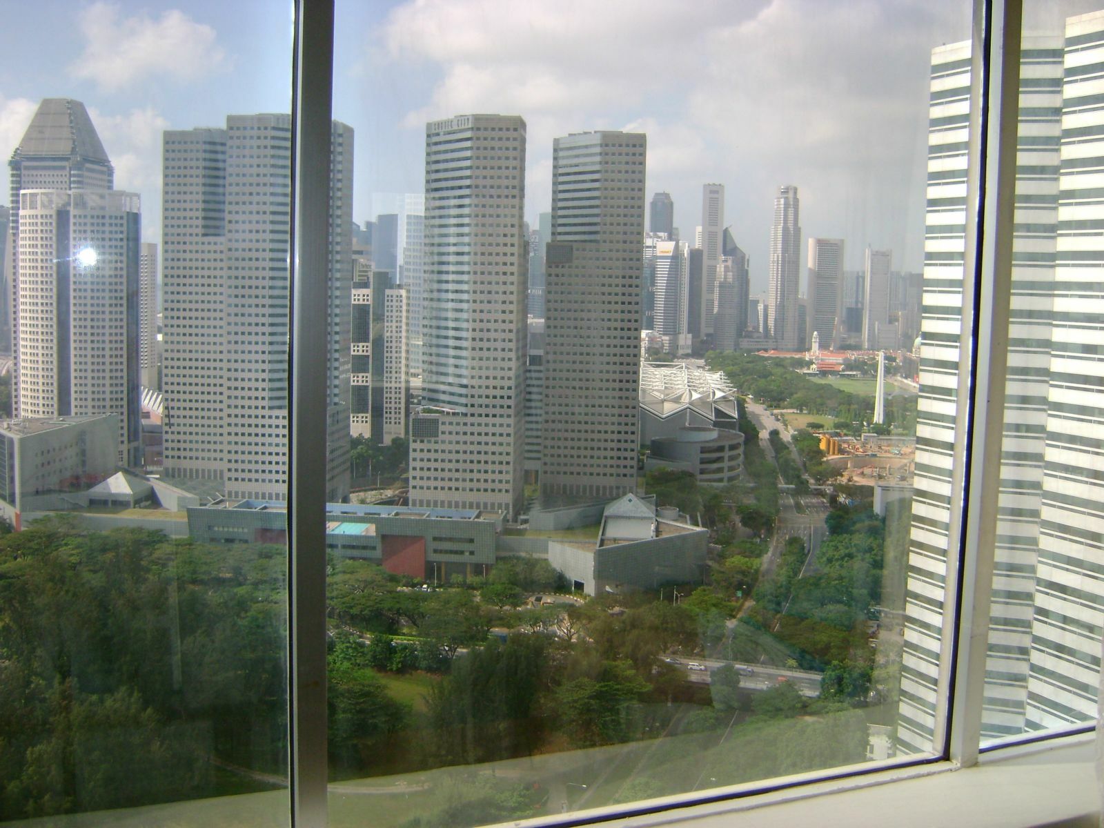 The Plaza, 7500A Beach Road, Beach Road / Bugis / Rochor, 2 Bedrooms, 800 sqft, Apartment For Rent, by Bernard Lee, 9633521 - City view from The Master Bedroom - PropertyGuru.com.sg