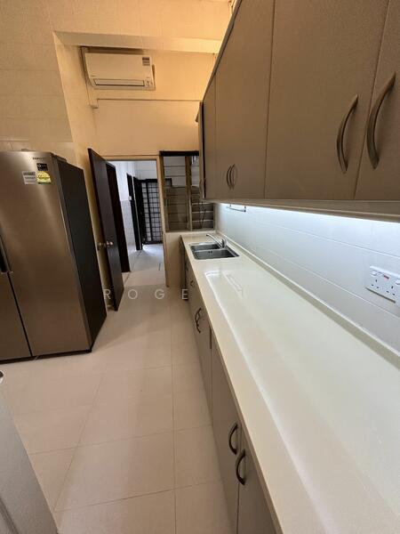 For Rent - Tanglin Hill Condo