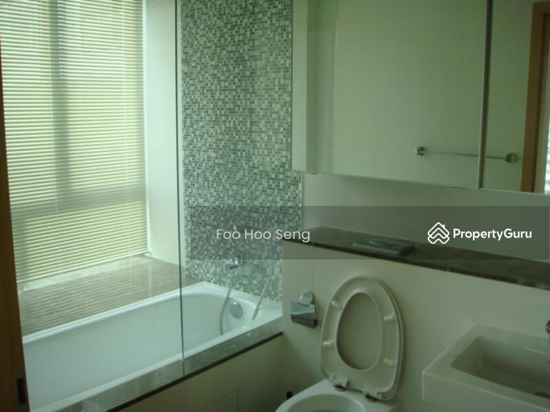 Livia, 65 Pasir Ris Grove, 4 Bedrooms, 1,539 sqft, Condominium For Rent, by Foo Hoo Seng, 9838899 - Master Bathroom - PropertyGuru.com.sg