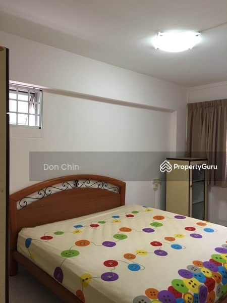 2nd bedroom