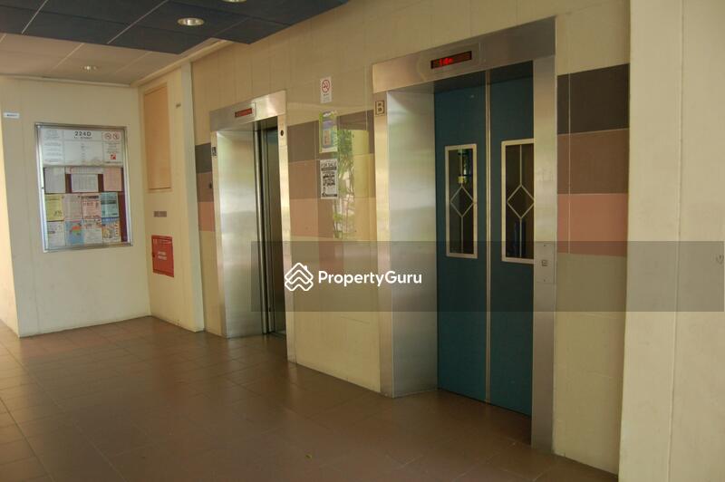 For Rent - 224D Compassvale Walk