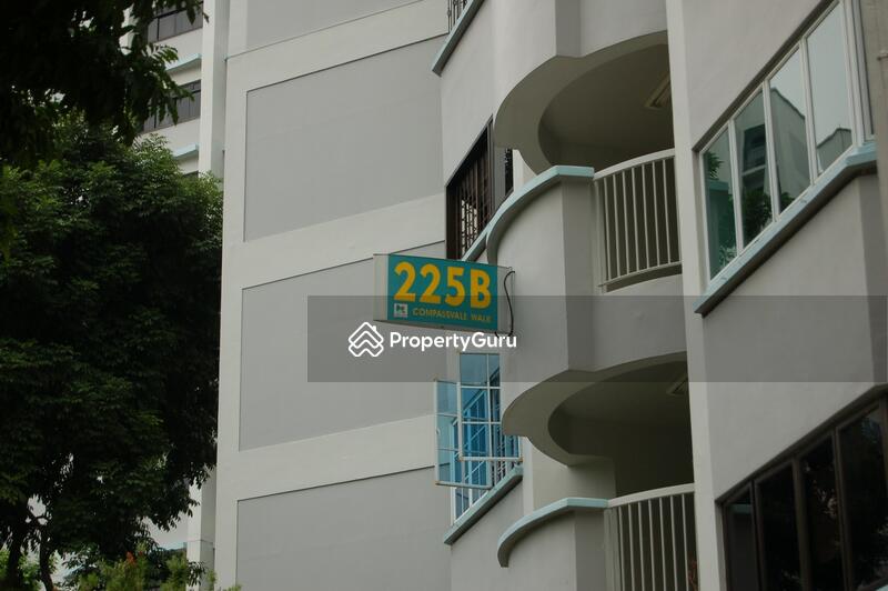 For Rent - 225B Compassvale Walk