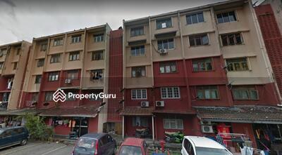- Flat PKNS Seksyen 19