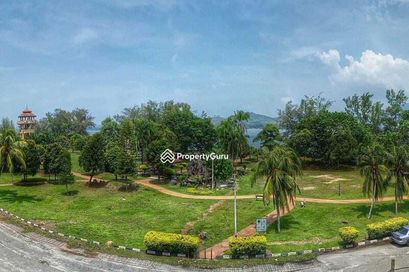 Lumut Waterfront Villa #0
