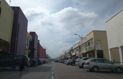 - Taman Pulai Utama