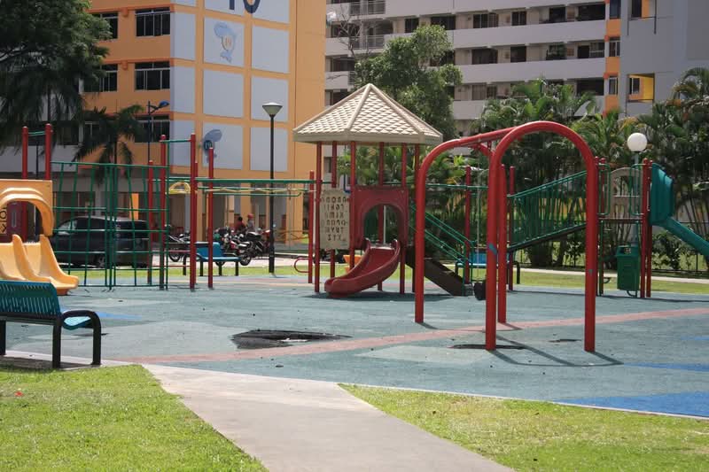 18 Eunos Crescent
