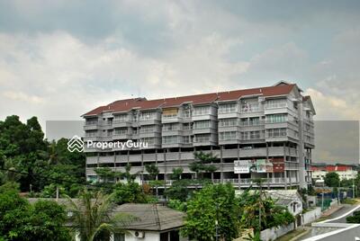 - Casa Utama Condominium