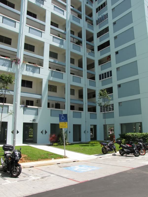 101 Gangsa Road