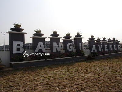 - Bangi Avenue