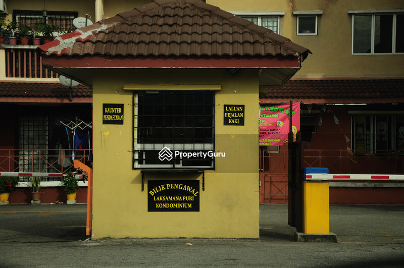 Putri Laksamana #0