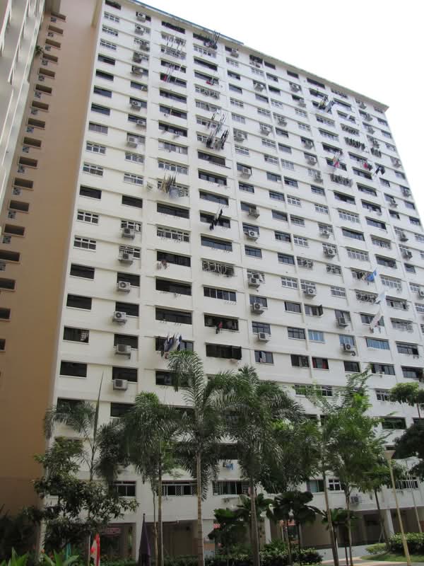 8 Holland Avenue