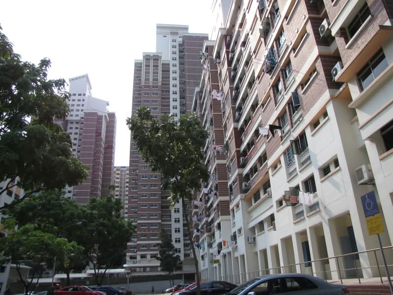 30A Holland Close