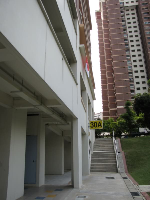 30A Holland Close