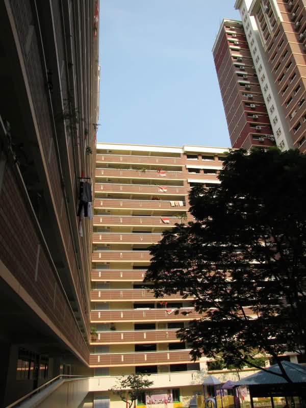 3A Holland Close