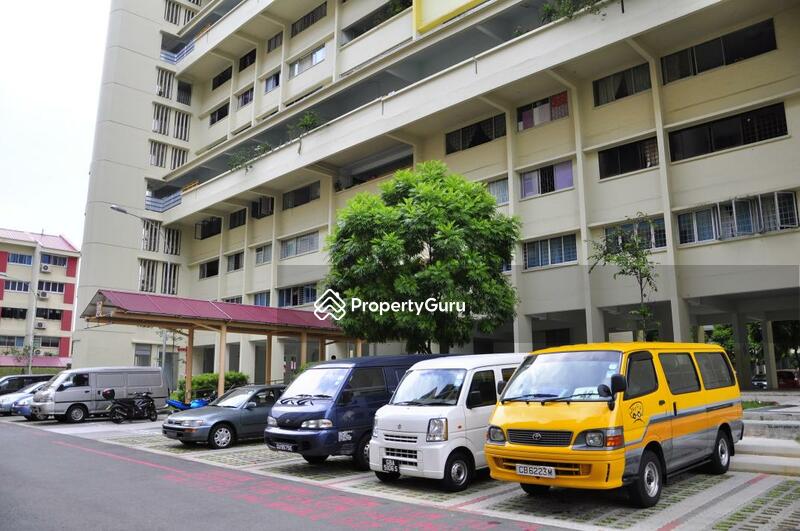 236 Hougang Avenue 1 #0