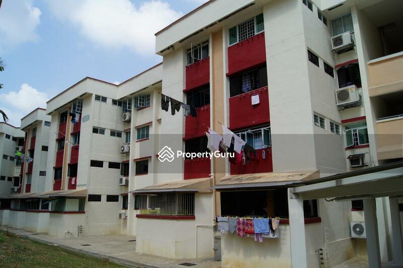 For Sale - 410 Hougang Avenue 10