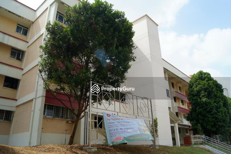 412 Hougang Avenue 10 #0