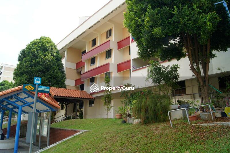 412 Hougang Avenue 10 #0