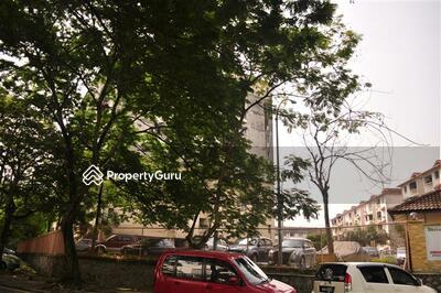 - Pandan Terrace Apartment