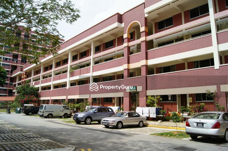 For Sale - 454 Hougang Avenue 10