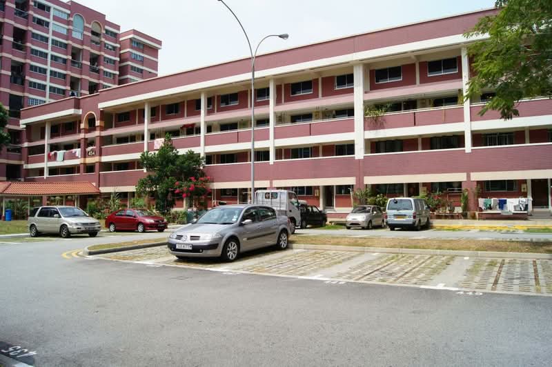 454 Hougang Avenue 10