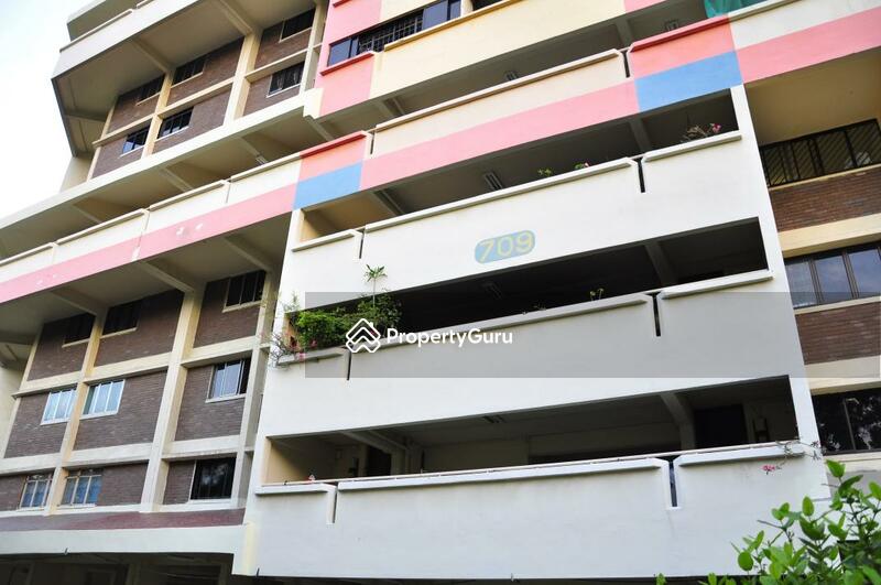 709 Hougang Avenue 2 #0