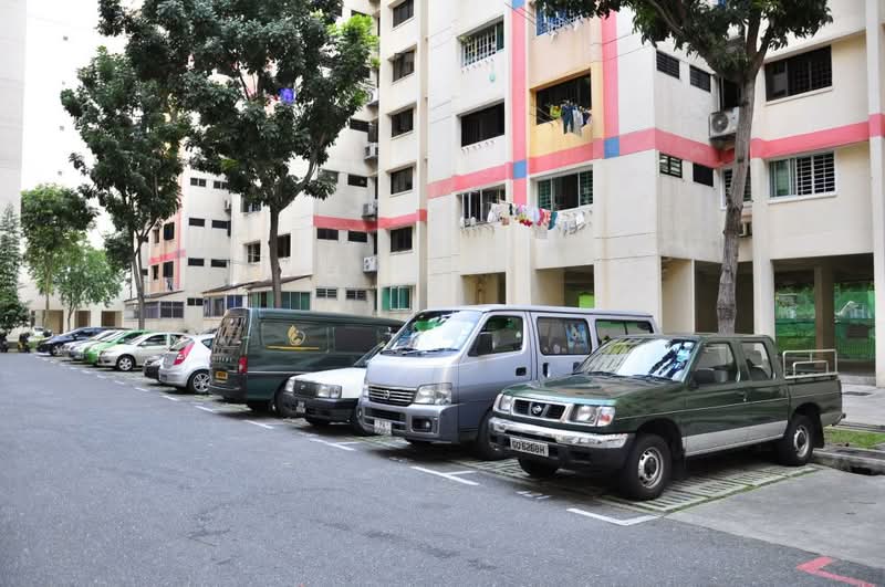 709 Hougang Avenue 2