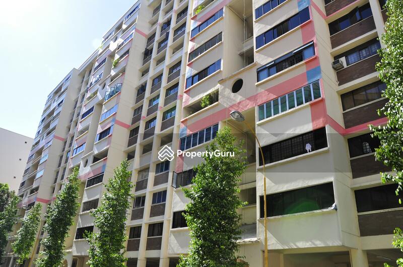 710 Hougang Avenue 2 #0