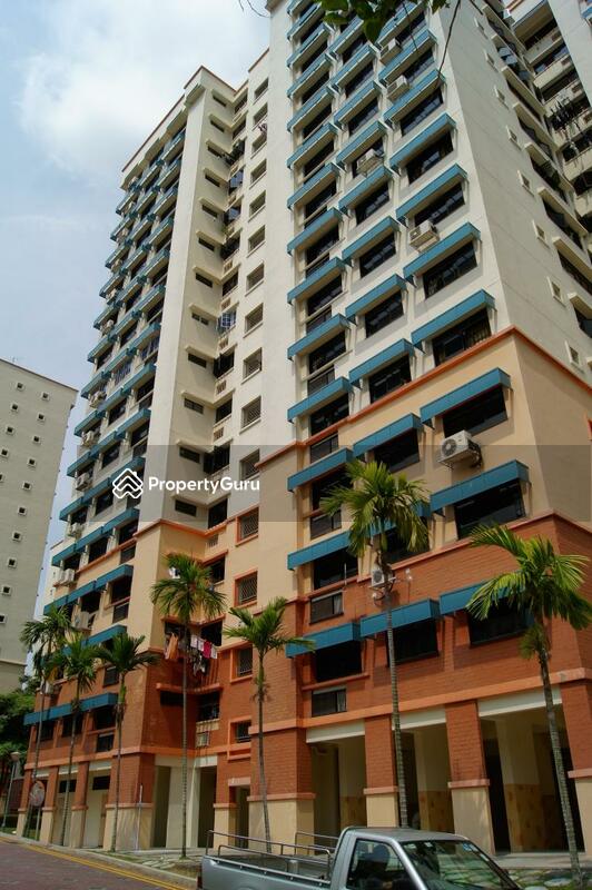 576 Hougang Avenue 4 #0