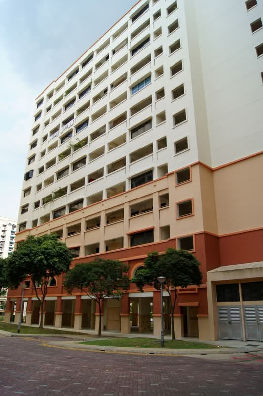 577 Hougang Avenue 4