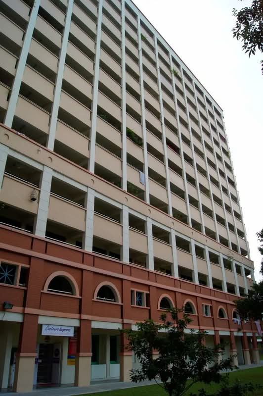 580 Hougang Avenue 4