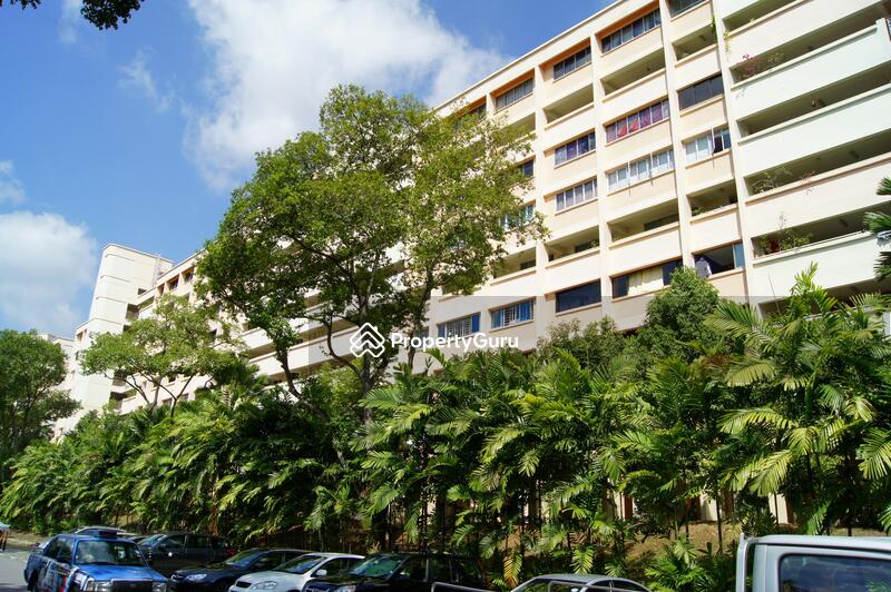 601 Hougang Avenue 4 #0