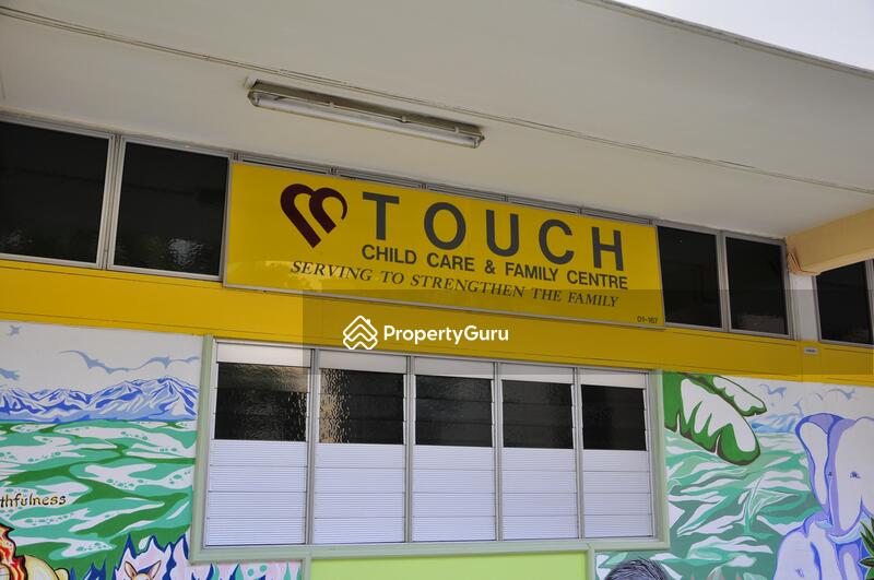 606 Hougang Avenue 4 #0