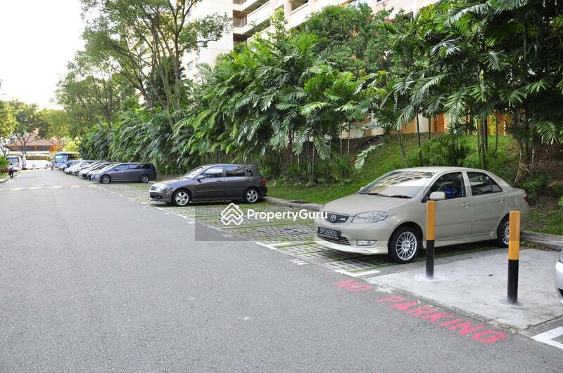 607 Hougang Avenue 4 #0