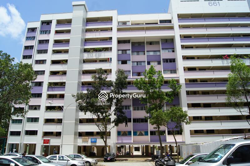 661 Hougang Avenue 4 #0