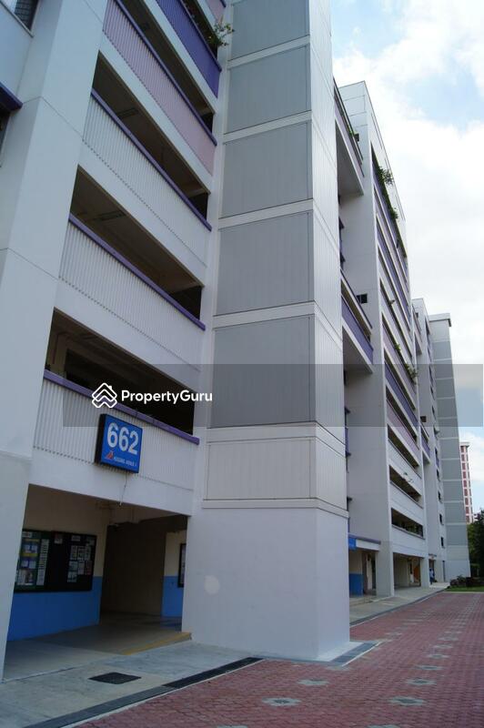 662 Hougang Avenue 4 #0