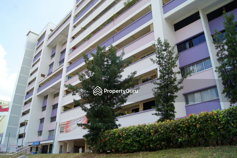 662 Hougang Avenue 4 #0