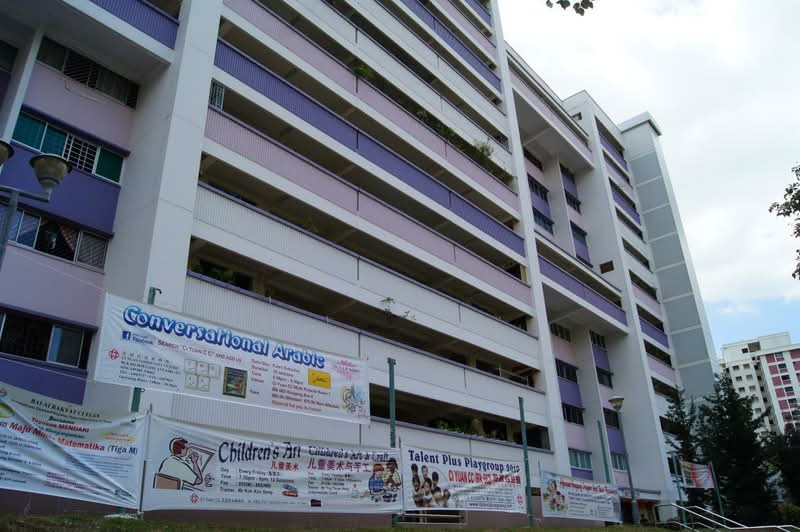 662 Hougang Avenue 4