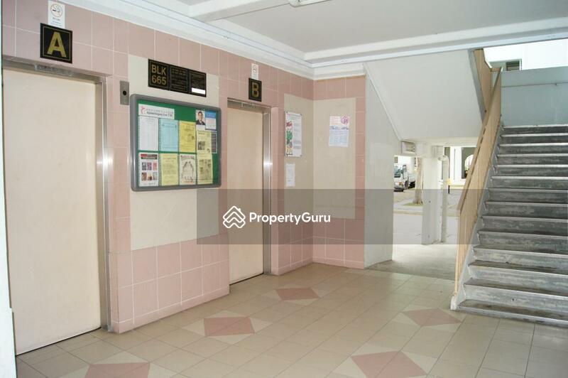 665 Hougang Avenue 4 #0