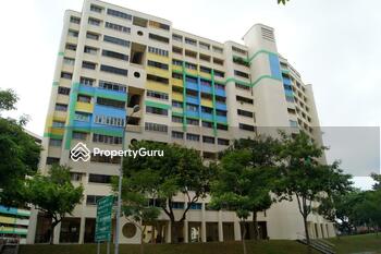 302 Hougang Avenue 5