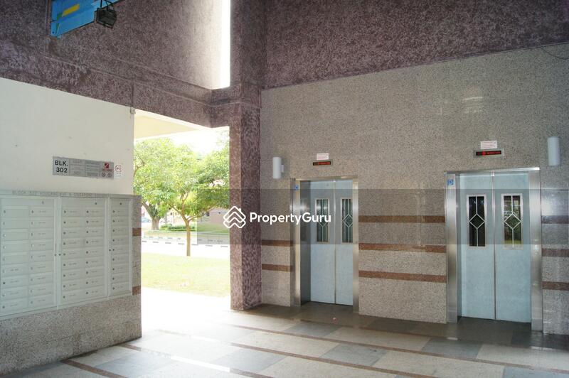 For Sale - 302 Hougang Avenue 5