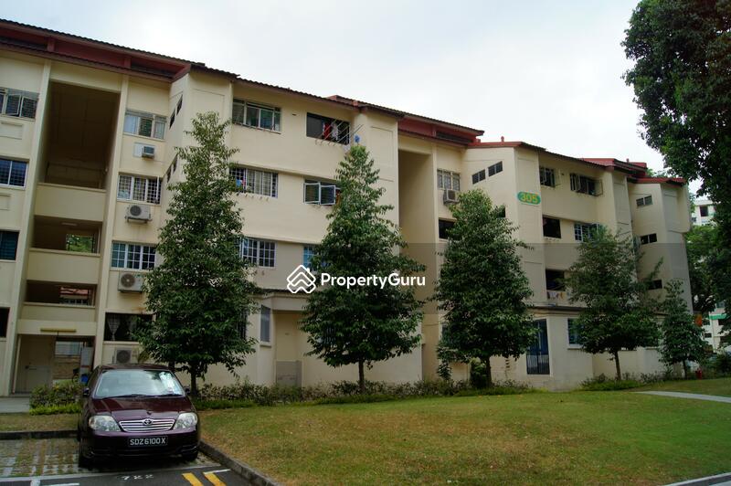 305 Hougang Avenue 5 #0